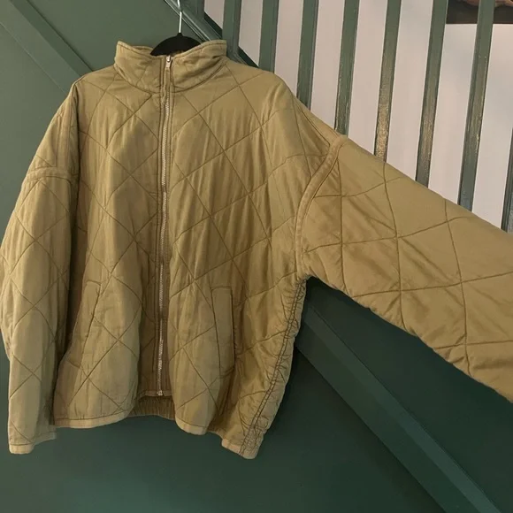 GAP Quilted Jacket - Picture 4 of 8